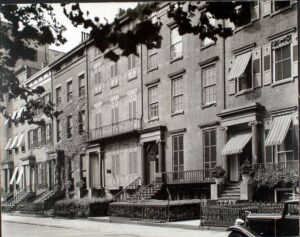 Washington Square North, collection of Berenice Abbott (Picryl)